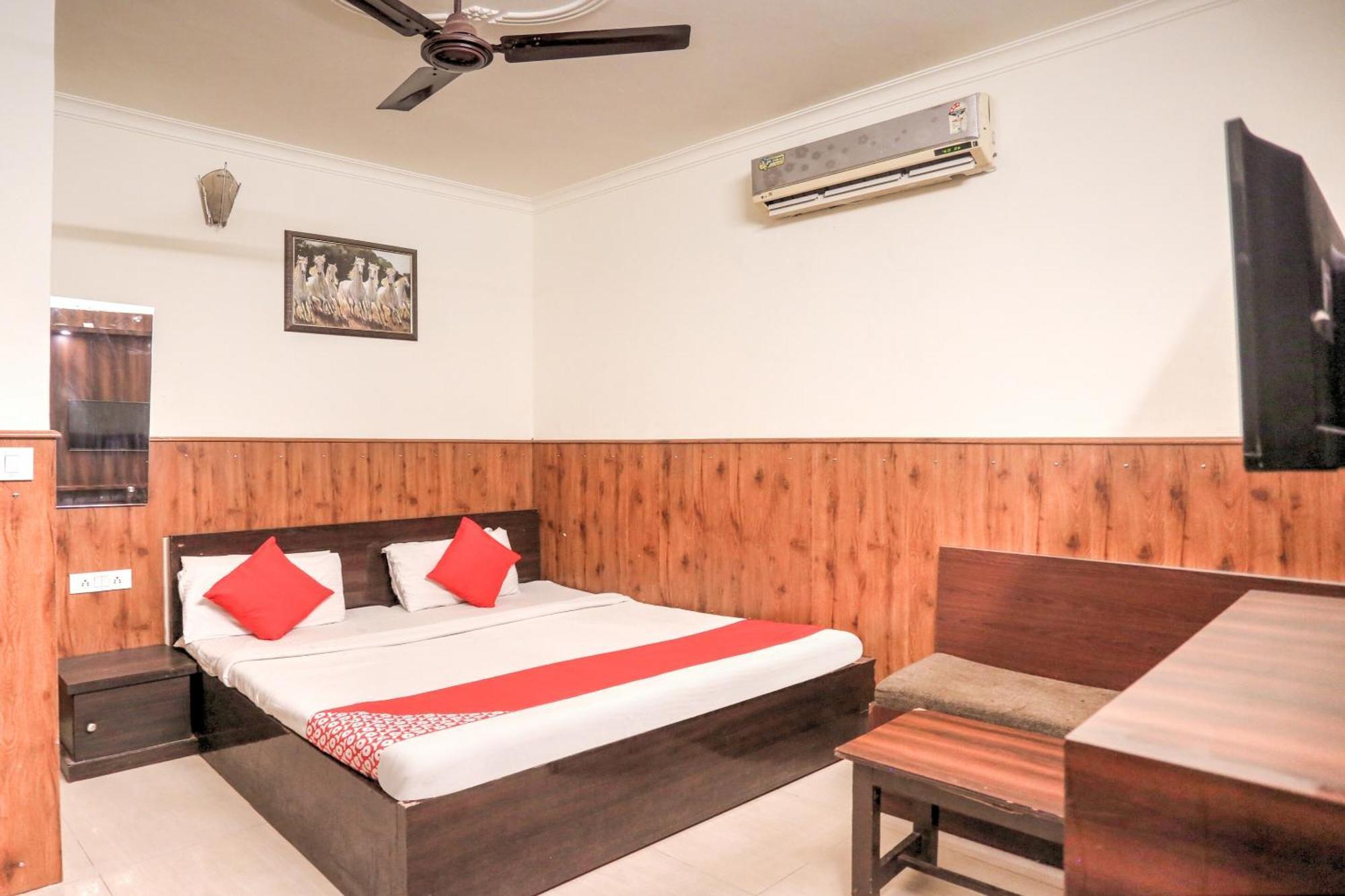 Hotel O Shri Sai Guest House دلهي المظهر الخارجي الصورة