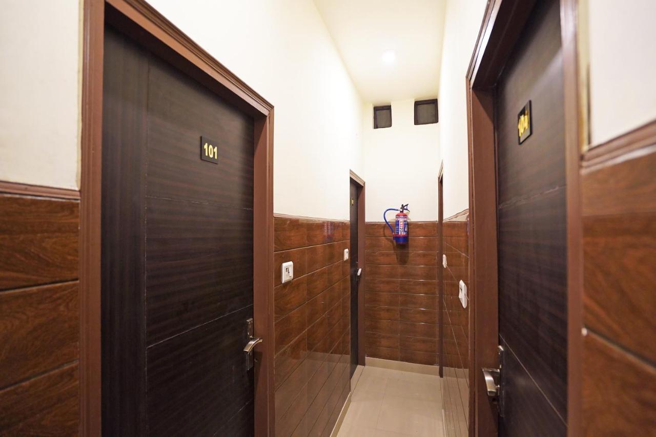 Hotel O Shri Sai Guest House دلهي المظهر الخارجي الصورة